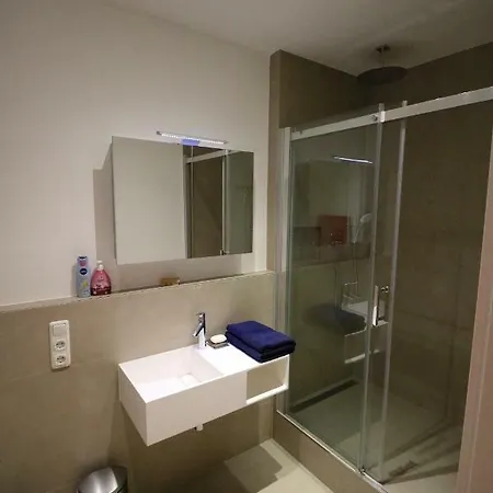 Apartament Am Josephsplatz 125 M2 *