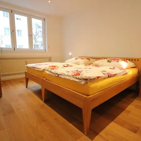 Apartment Am Josephsplatz 125 M2