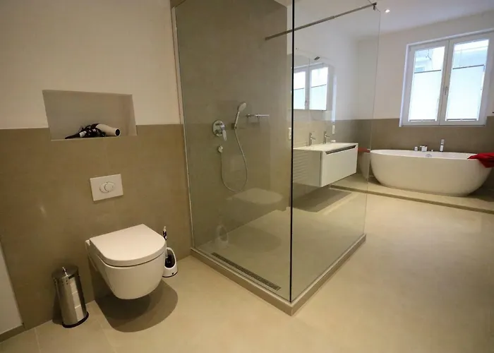 Apartman Am Josephsplatz 125 M2 *